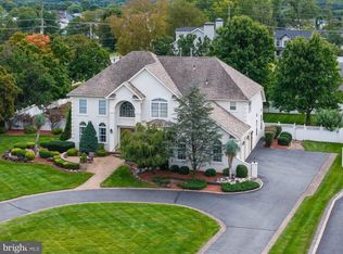 1 Doe Ct, Sewell, NJ 08080