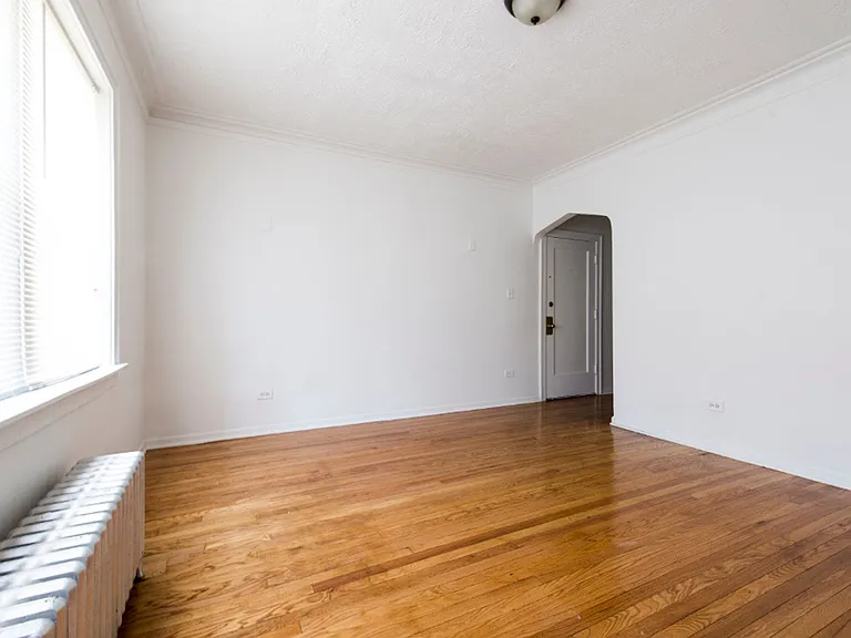 8101 S Drexel — Photo 36