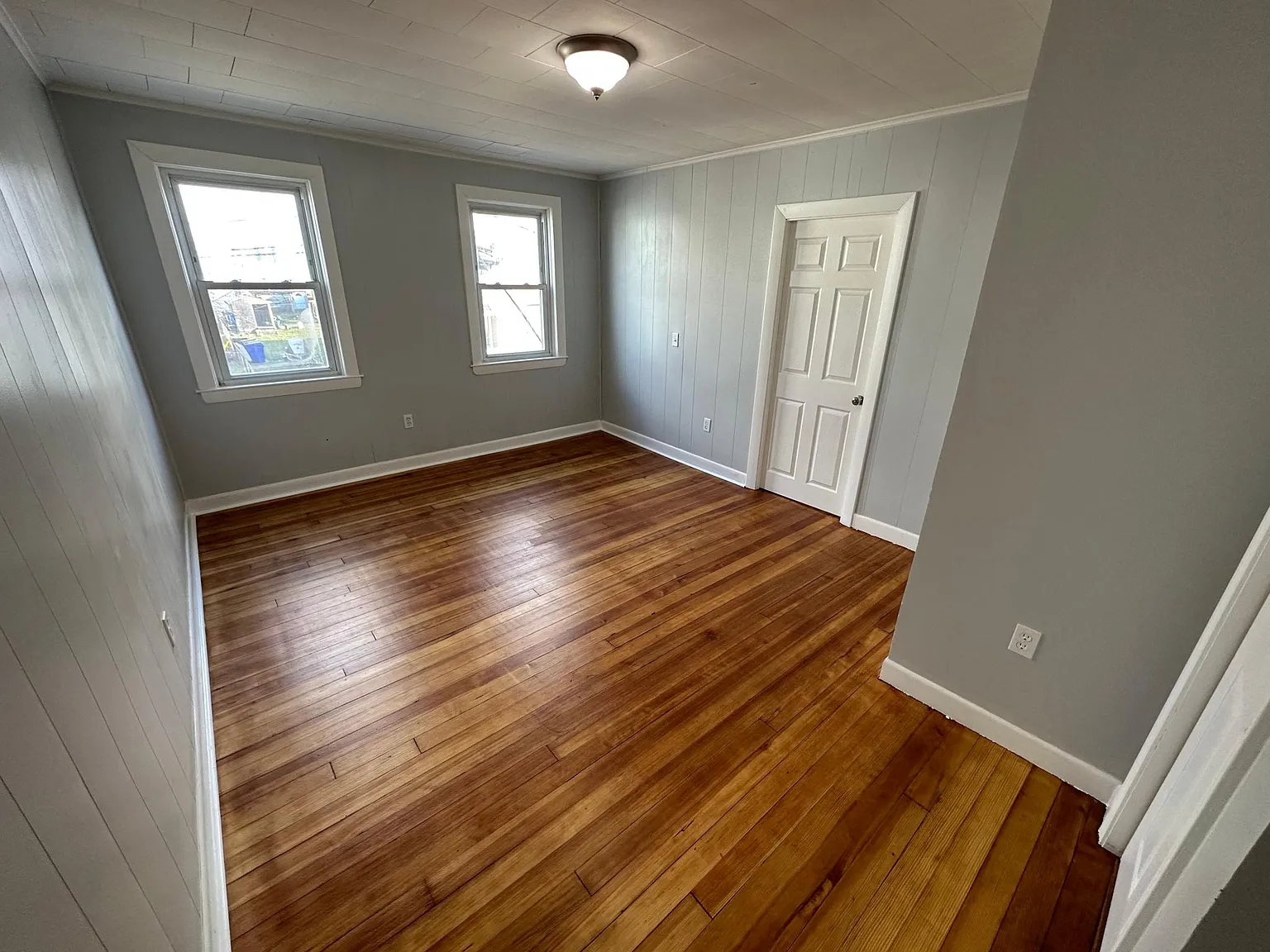 2 bed, 869 sqft, $1,750 — Photo 3