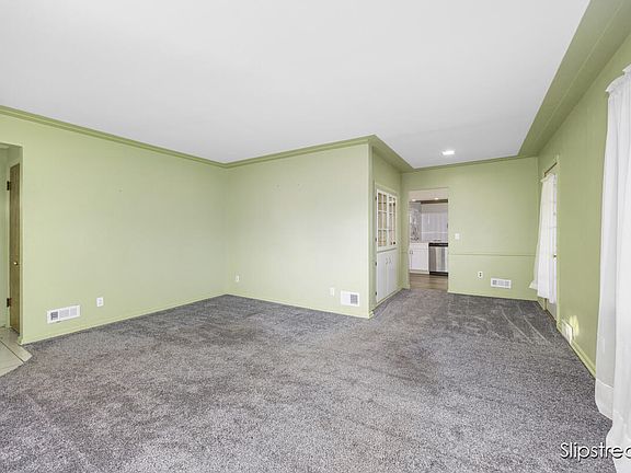 5th image of 1809 Philadelphia Ave SE