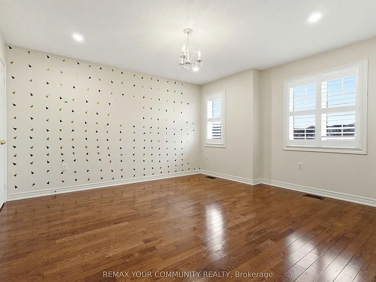 108 W Cabin Trail Cres — Photo 23