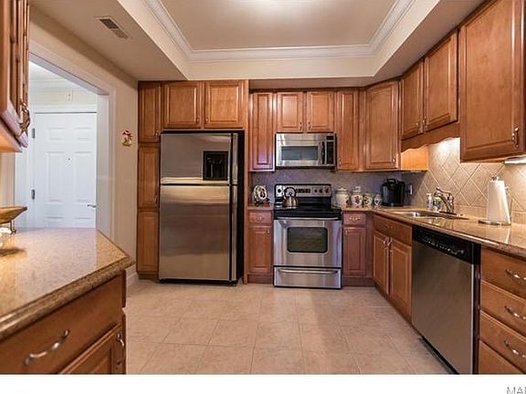 5th image of 1175 Mill Crossing Dr APT 301