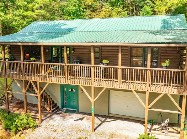 174 Nix Creek Rd, Canton, NC 28716