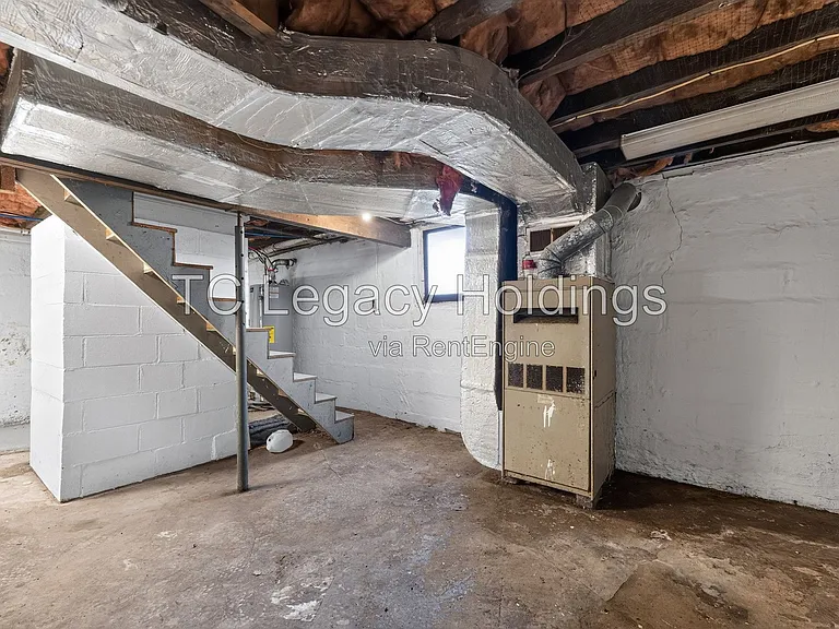 200 Reeves Ave — Photo 28