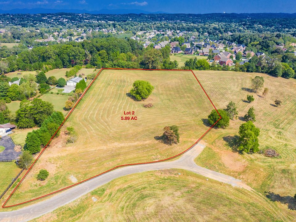 1st image of 2 Llama Ln