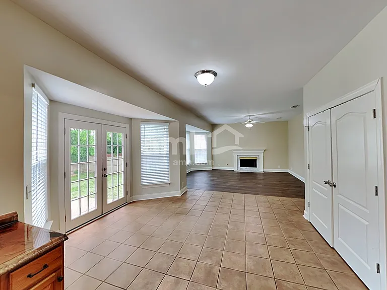 6728 Autumn Oaks Dr — Photo 12
