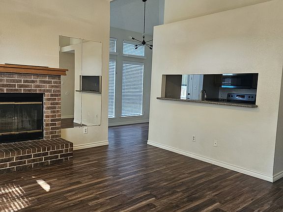 5th image of 801 Running Creek Dr