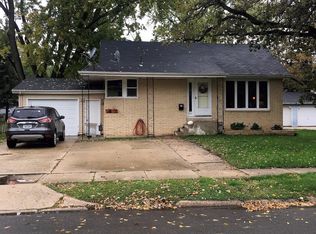 801 N 12th St, Clear Lake, IA 50428