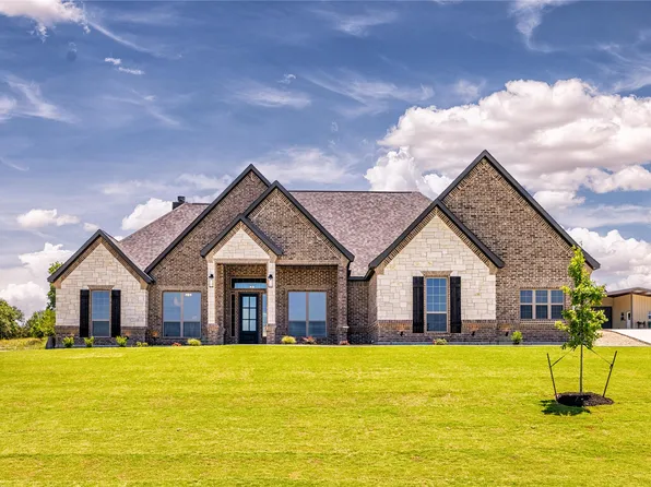 724 Burr Oak Ln, Weatherford, TX 76085