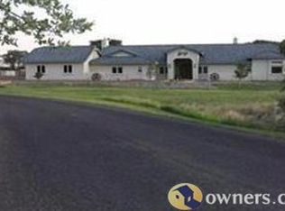 9005 S Bryerly Ct, Hereford, AZ 85615