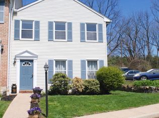 401 Holly Tree Ct, Chester Springs, PA 19425