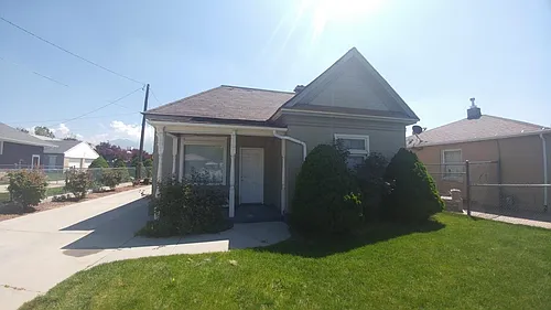 7843 S Main St Photo 1