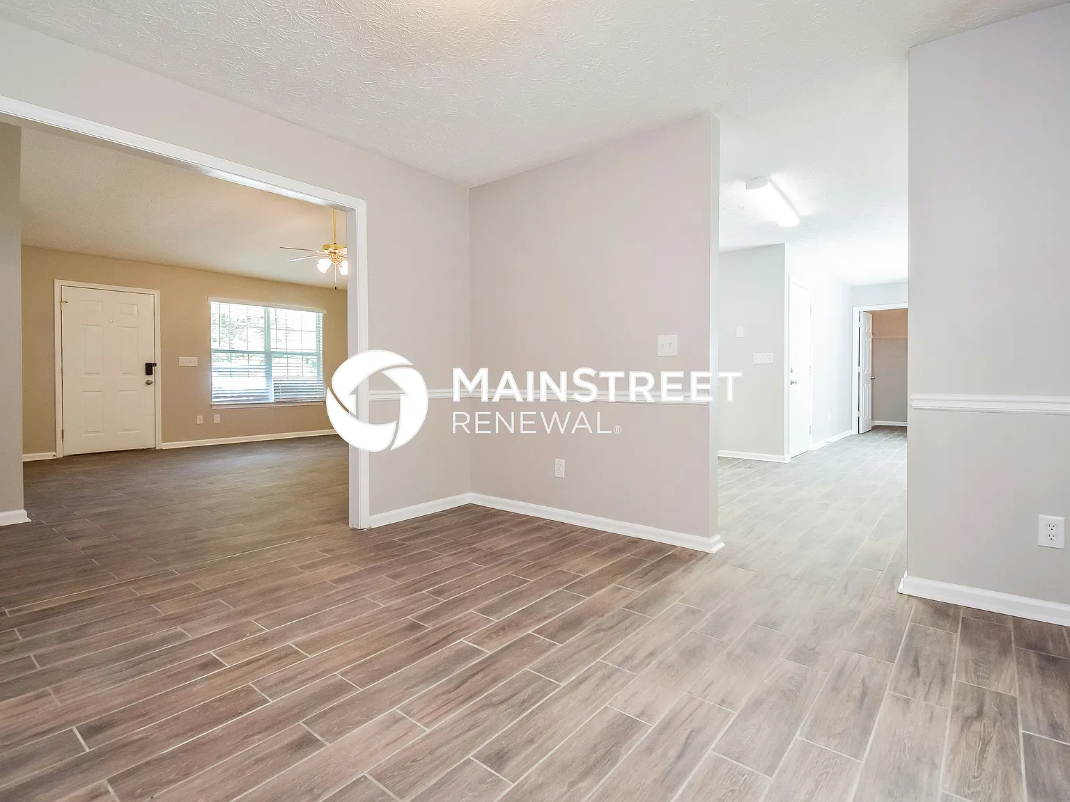714 Grove Pointe Cir — Photo 4