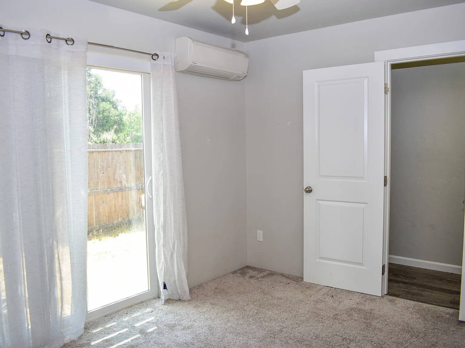 7762 Jacqueline Way — Photo 4