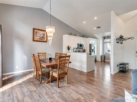 5th image of 705 Fuchsia Ln