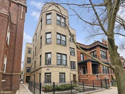 1250 W Cornelia Ave APT 1S, Chicago, IL, 60657