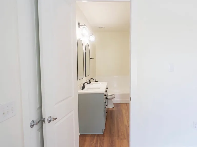 1101 W 1st St #103 — Photo 42