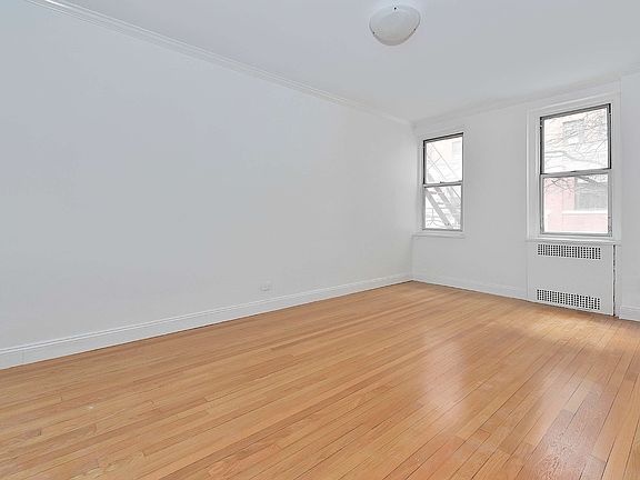 4th image of 225 E 47th St APT 2B