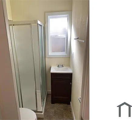 Studio, $1,400 — Photo 4