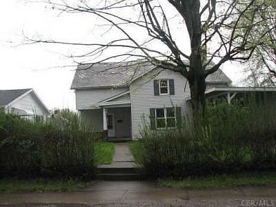 1st image of 1047 Church St