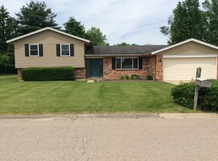 3150 Magnolia Dr, Troy, OH