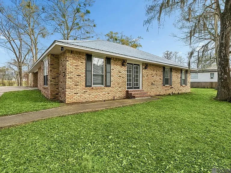 39006 Camp Dr — Photo 2