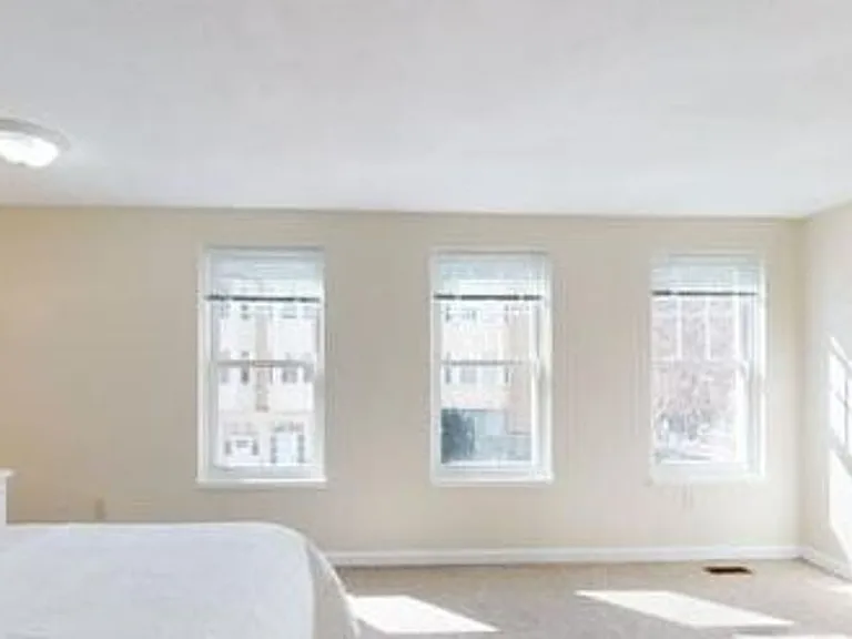 139 Glenville Ave #2 — Photo 2