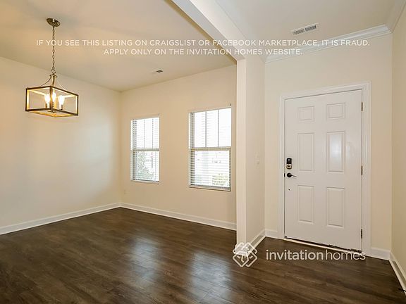 2nd image of 5915 Fenway Dr