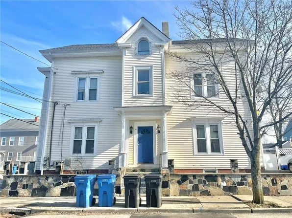 30 Cory Ave Floor 2, Cranston, RI 02920