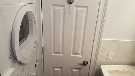 Rented by aptsandlofts.com