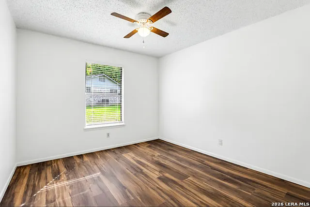 1125 Fawn Dr — Photo 4