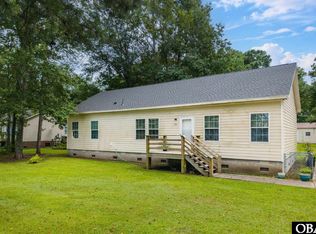 824 Fernando St, Manteo, NC 27954