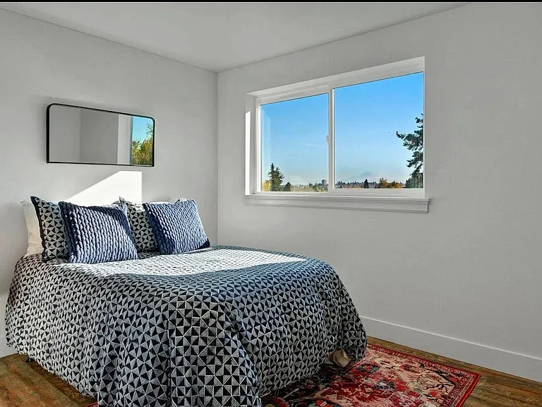 8543 Midvale Ave N #401 — Photo 5