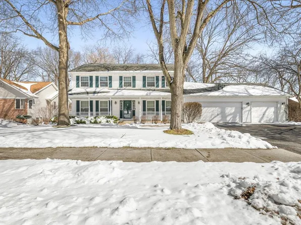 6376 Grassridge Rd, Rockford, IL 61108