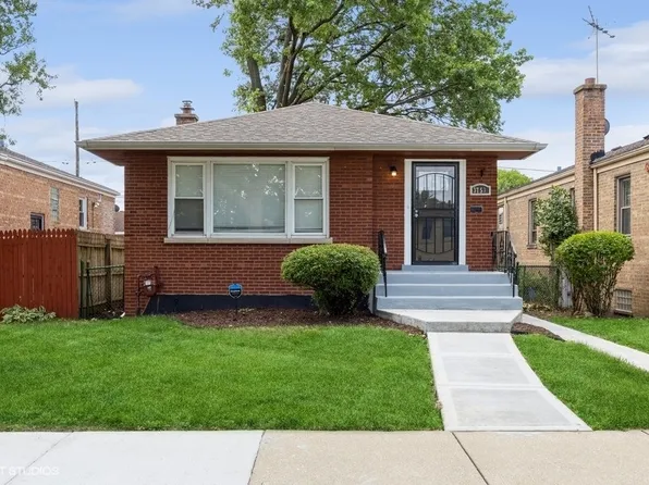 3753 W 82nd St, Chicago, IL 60652