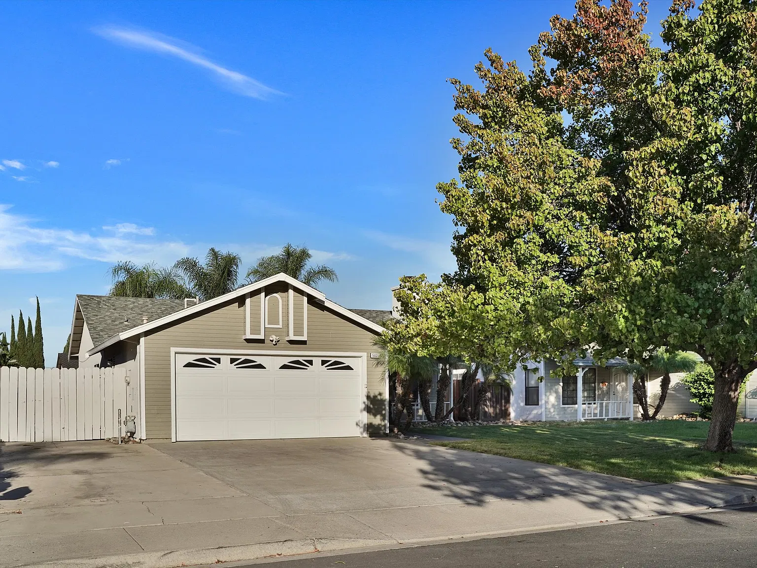 3 bed, 1120 sqft, $2,950 — Photo 1