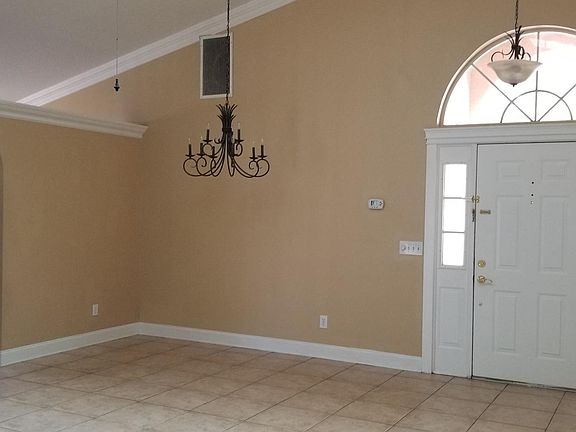 4th image of 2945 Pebble Creek St