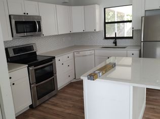 601 SE 4th St, Cape Coral, FL 33990