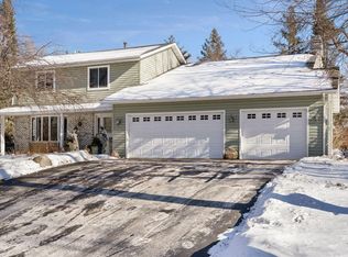 15357 Village Woods Dr, Eden Prairie, MN 55347