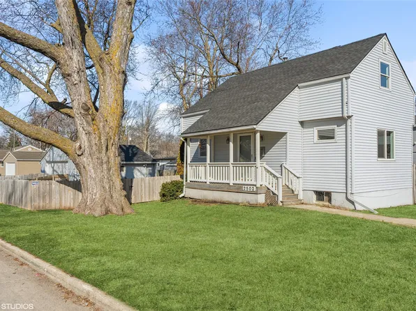 2502 61st St, Des Moines, IA 50322