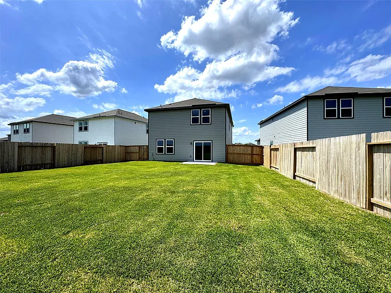 8431 Vacek Crossing Way — Photo 46