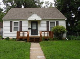 309 N 11th St, Junction City, KS 66441
