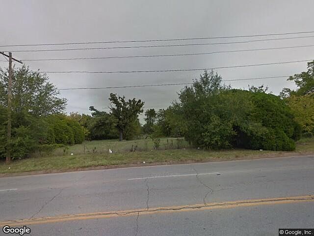 1st image of 1029 SE 15th St