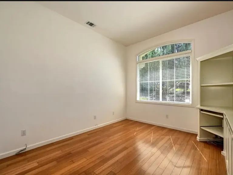 1665 Halifax Way — Photo 44