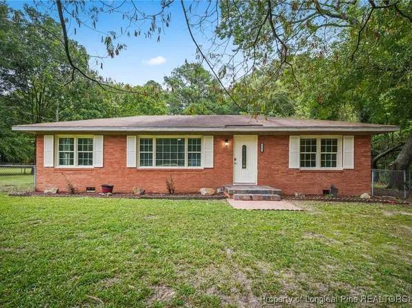 1217 Bostian Dr, Fayetteville, NC 28304