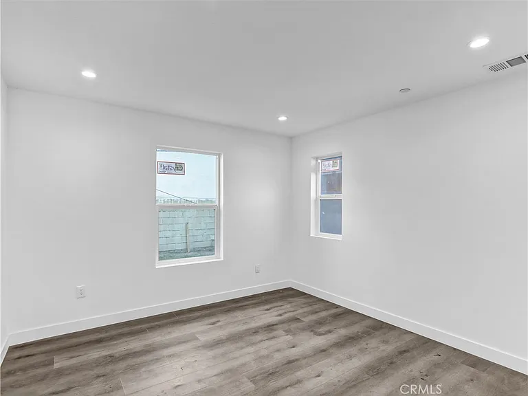 1231 1/2 S Rowan Ave #1/2 — Photo 6