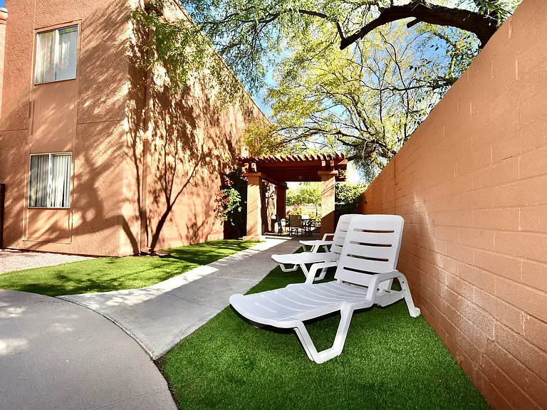 Acacia Gardens — Photo 14