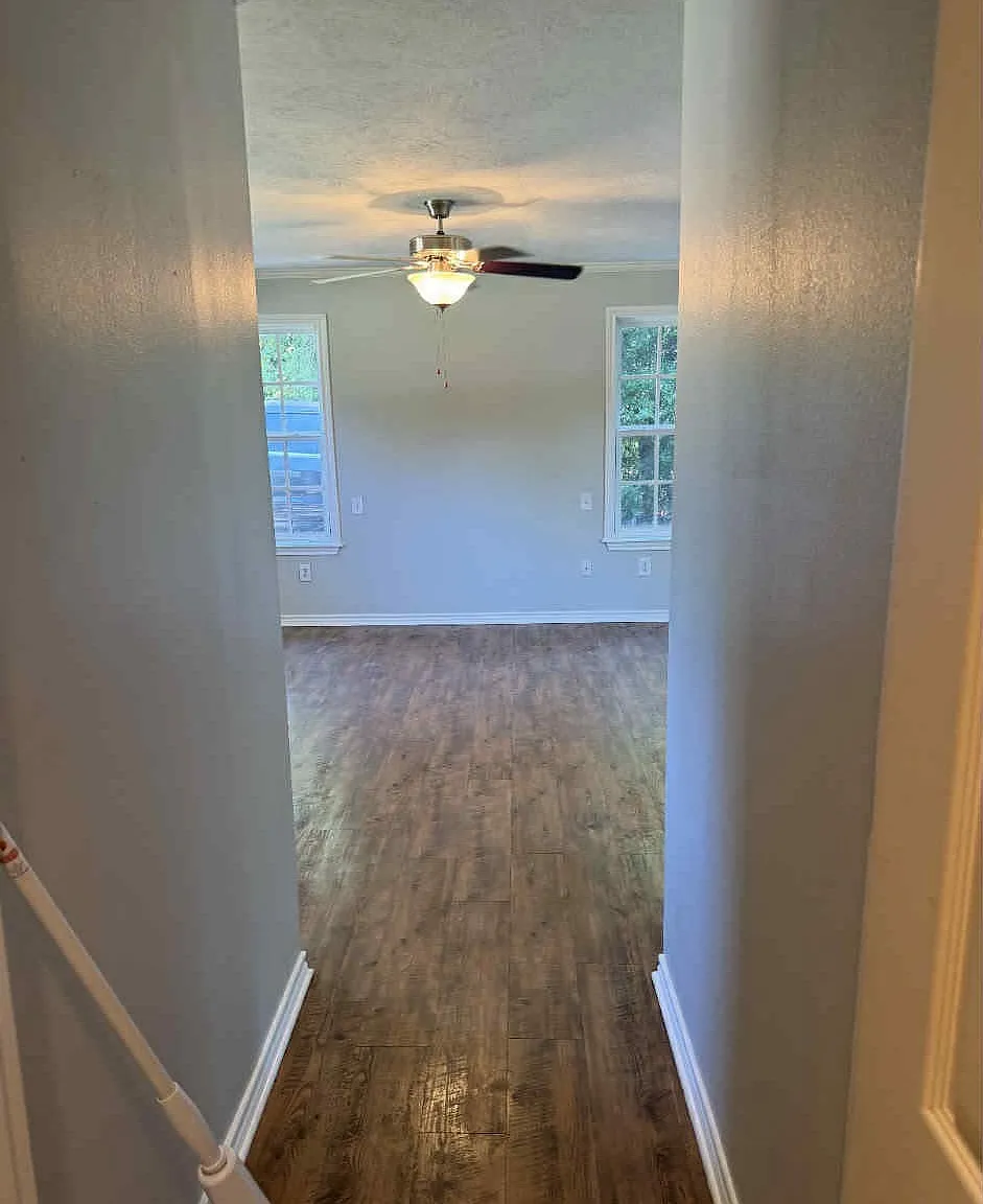 3 bed, 1797 sqft, $1,600 — Photo 2