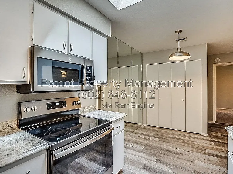 20420 N 6th Dr #7 — Photo 16