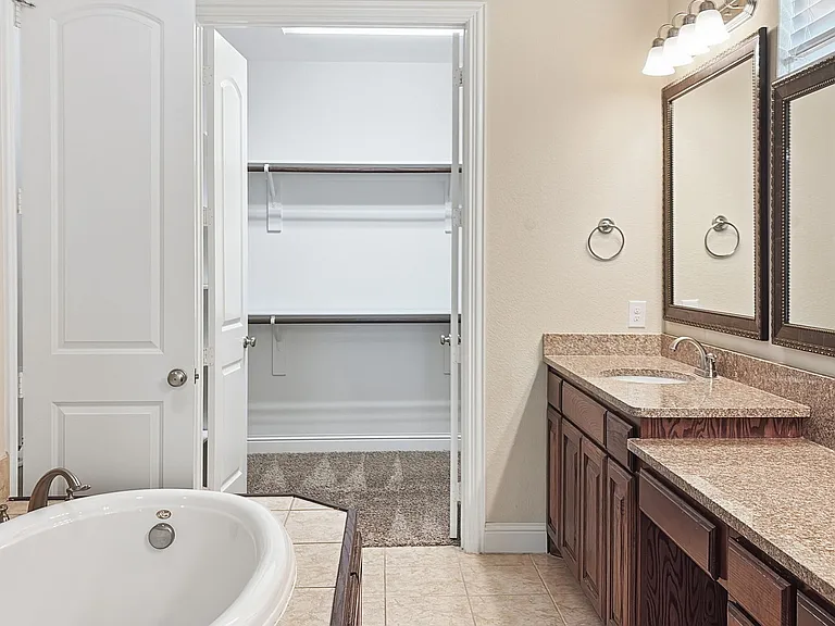3624 Glenhome Dr — Photo 24